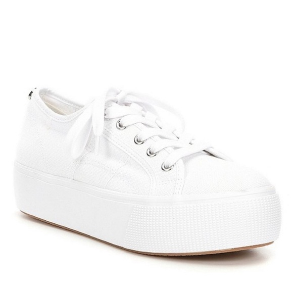 emmi white steve madden